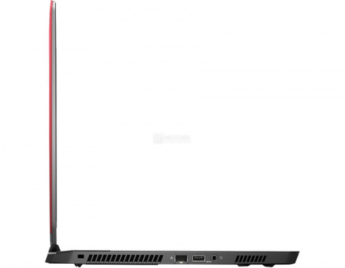 Dell Alienware 15 M15-5560 вид боковой панели