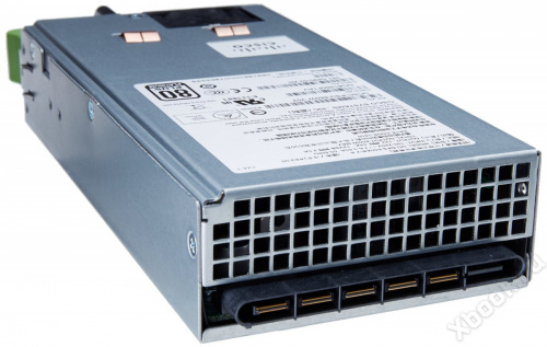 Cisco UCSC-PSU-650W вид спереди